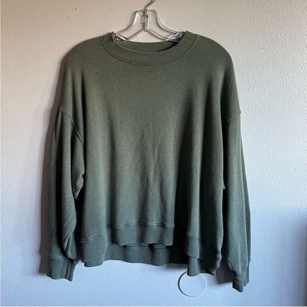 American Eagle Women’s Extra Small Green Oversized Crew Neck Sweatshirt